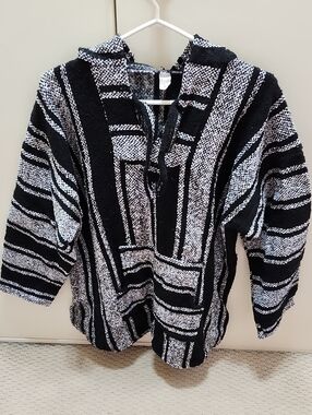 Black & White Striped Hooded Baja Sweater, Kids XL (NWOT) - Made in Mexico 🇲🇽